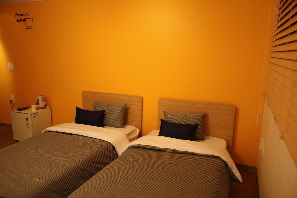 Moon Hostel Seul Cameră foto